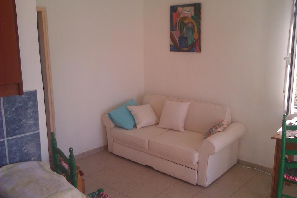 Ktima Tzamika Apartman Episzkopí Szoba fotó